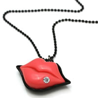 Rhinestone_Lip_Necklace0.jpg