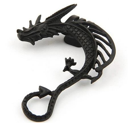 Black Horned Dragon Ear Cuff