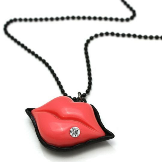 Pink Lips Rhinestone Necklace