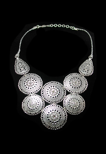 Stella & Dot Silver Bib Necklace