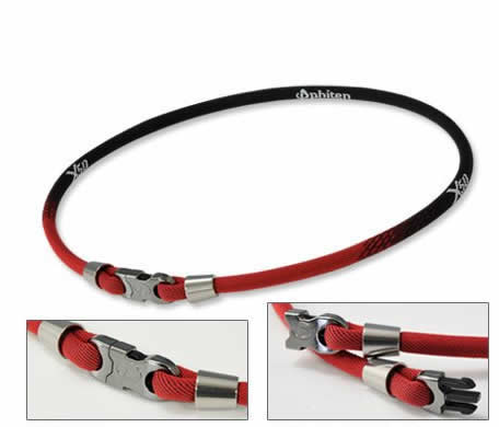 Phiten Japanese RAKUWA Titanium Necklace X50    (Red / Black)