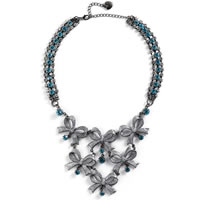 Betsey_Johnson_Bow_Rhinestone_Necklace0.jpg