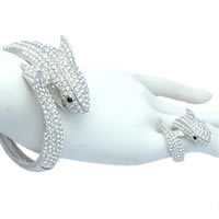 FABULOUS-Shark-Bracelet-Ring-Set0.jpg