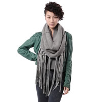 Pullover-Tasse-Scarf0.jpg