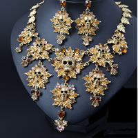 Rhinestone-Skull-Necklace-Earrings-Set-Gold0.jpg