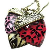 Trendy_Leopard_Heart_Necklace0.jpg