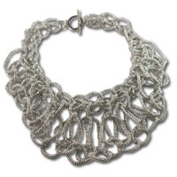 Trendy_Statement_Necklace_Silver0.jpg