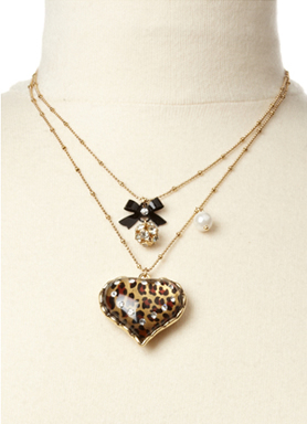 BETSEY JOHNSON Duo Heart Necklace