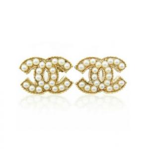 DC Pearl Earrings